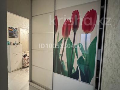 2-бөлмелі пәтер · 60 м² · 4/9 қабат, мкр Аксай-4 6 — Саина-Жубанова, бағасы: 42 млн ₸ в Алматы, Ауэзовский р-н