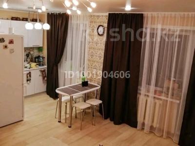 Пәтерлер в Костанайской обл.: 2-бөлмелі пәтер · 46 м² · 3/4 қабат, Ленина 103 — Магазин Парадиз, бағасы: 14 млн 〒 2-бөлмелі пәтер · 46 м² · 3/4 қабат, Ленина 103 — Магазин Парадиз, бағасы: 14 млн 〒 в Рудном