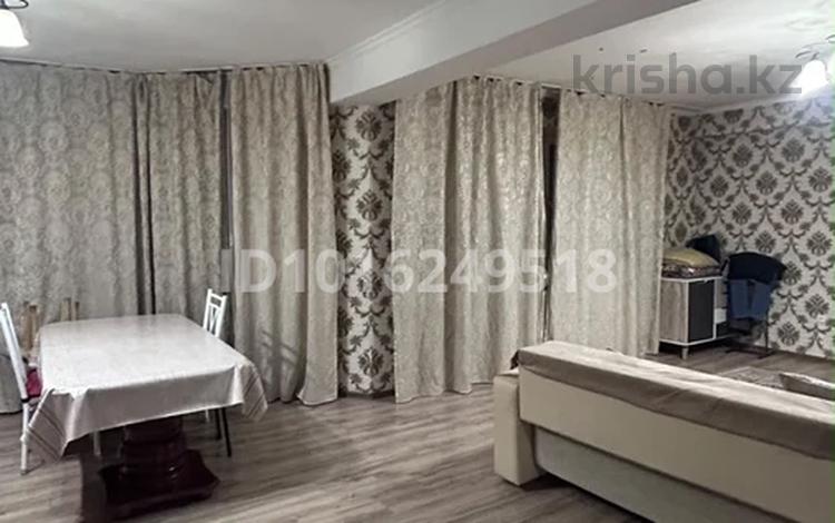 3-бөлмелі пәтер · 117 м² · 1/5 қабат, Думан-2 ш/а. 22, бағасы: 400 000 ₸ в Алматы, Медеуский р-н — фото 2
