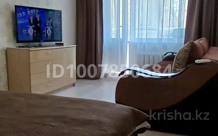 1-бөлмелі пәтер · 34 м² · 2/5 қабат, Ауэзова 161 — ЦОН, Гор.парк, бағасы: 14 000 ₸ в Петропавловске — фото 2
