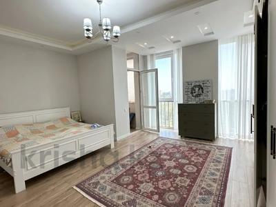 4-бөлмелі пәтер · 120 м² · 14/20 қабат, Брусиловского, бағасы: 75.7 млн ₸ в Алматы, Алмалинский р-н