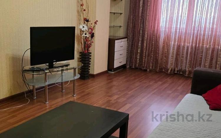 2-комнатная квартира · 72 м² · 15/23 этаж, Сарыарка 1а за 300 000 ₸ в Астане, Сарыарка р-н — фото 2