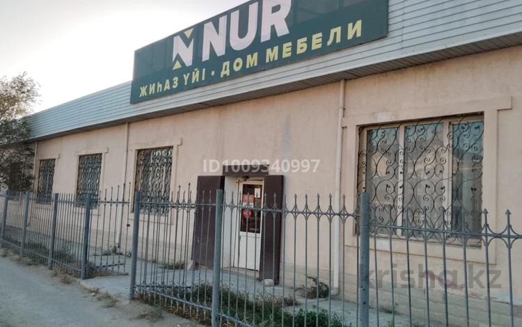 Участок · 32.6 соток, 5мкр — 5мкр. мебельный магазин Нұр за 220 млн 〒 в Жанаозен — фото 2