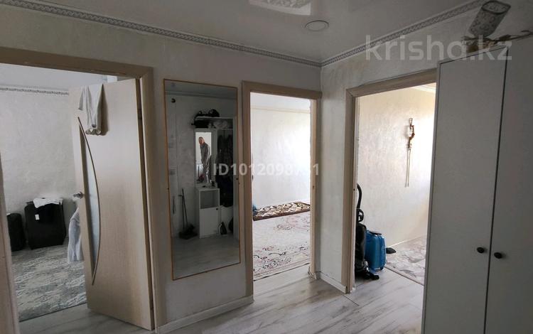 3-бөлмелі пәтер · 64 м² · 5/5 қабат, Просп. Независимости 32, бағасы: 13 млн ₸ в Сатпаев — фото 2