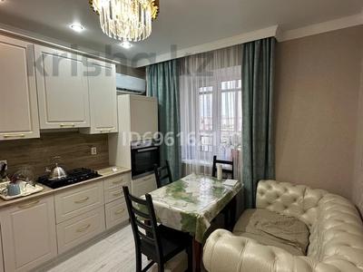 1-бөлмелі пәтер · 55 м² · 7/9 қабат, 10 мкрн 24, бағасы: 180 000 〒 в Аксае
