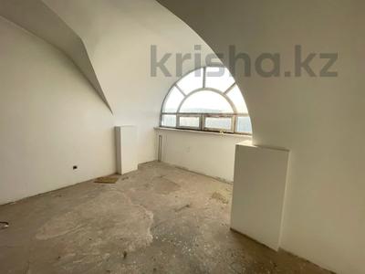 4-бөлмелі пәтер · 173 м² · 5/5 қабат, Вахтангова, бағасы: 70 млн ₸ в Алматы, Бостандыкский р-н