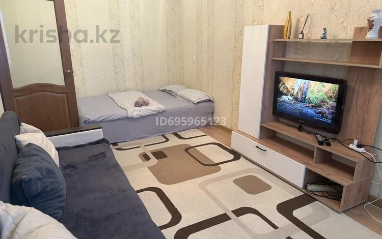 1-бөлмелі пәтер · 45 м² · 2/4 қабат, Сатпаева 28 — Площадь Абая, бағасы: 10 000 ₸ в Атырау — фото 9