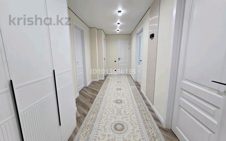 3-бөлмелі пәтер · 100 м² · 2/9 қабат, Нажимеденова 31 — Возле вокзала Нурлы жол, бағасы: ~ 74 млн ₸ в Астане, Сарайшык р-н — фото 2