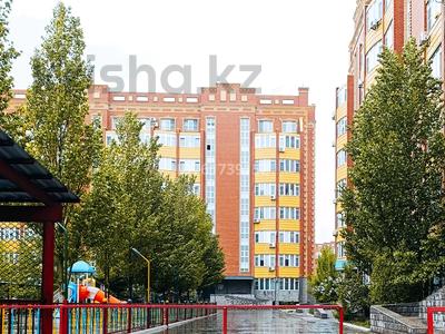 3-бөлмелі пәтер · 120 м² · 5/8 қабат, Алтын орда ш/а., Санкибай батыра 72K, бағасы: 52 млн ₸ в Актобе, мкр. Алтын орда