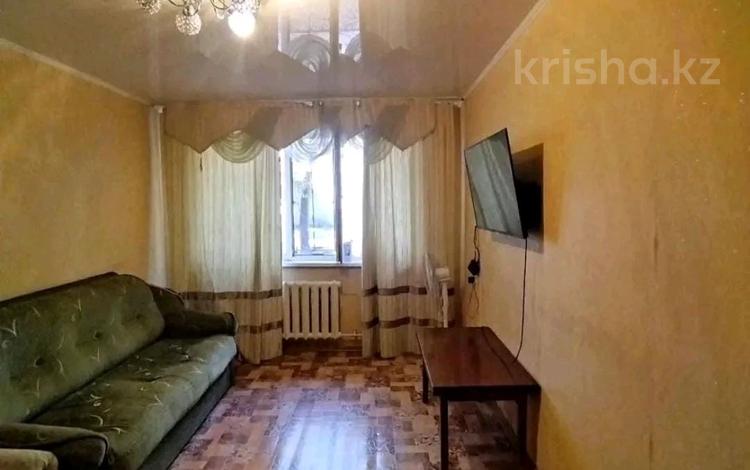 3-комнатная квартира, 61 м², 1 этаж, Айманова за 14.5 млн 〒 в Павлодаре — фото 2