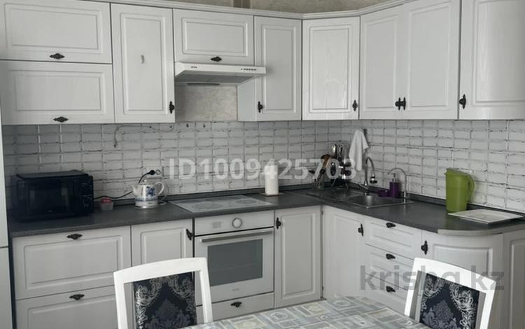 3-комнатная квартира · 95 м² · 5/9 этаж, Сауран 9а за 51 млн ₸ в Астане, Есильский р-н — фото 14