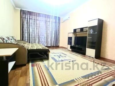 2-бөлмелі пәтер · 58 м² · 3/9 қабат, Нұрсәт ш/а — Назарбекова, бағасы: 14 000 ₸ в Шымкенте, Каратауский р-н