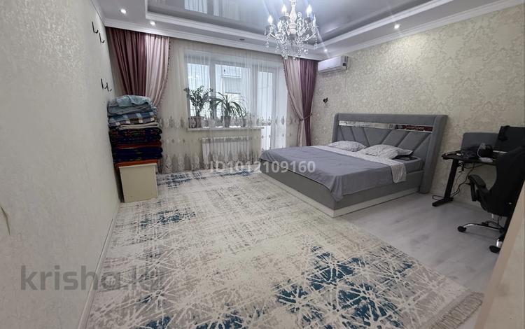 2-комнатная квартира · 91 м² · 2/5 этаж, мкр. Алтын орда, Батыс 2 9/5 за 37.5 млн ₸ в Актобе — фото 2