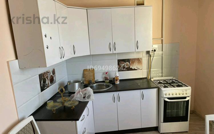 3-комнатная квартира · 67 м² · 6/9 этаж, мкр Юго-Восток, Республики 18 — Китайская стена за 30 млн ₸ в Караганде, Казыбек би р-н — фото 2