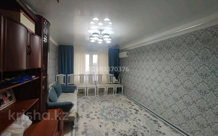 3-комнатная квартира, 58 м², 3/4 этаж, Қойбақова 6 за 15 млн 〒 в Таразе — фото 2
