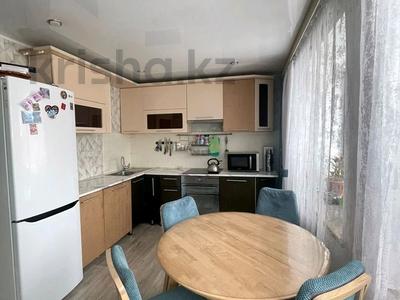 4-бөлмелі пәтер · 76.1 м² · 2/9 қабат, Бурова 24, бағасы: 30.5 млн ₸ в Усть-Каменогорске