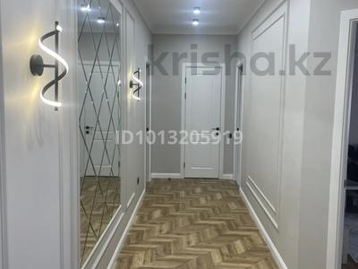 3-бөлмелі пәтер · 108 м² · 2/5 қабат, Нурсая-3 ш/а., Абулхайр-хана 56/6, бағасы: 60 млн ₸ в Атырау, мкр Нурсая-3