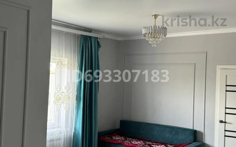 Отдельный дом • 4 комнаты • 16.9 м² • 6 сот., Абылхана Кастеева 124 за 28 млн 〒 в Алматы — фото 2