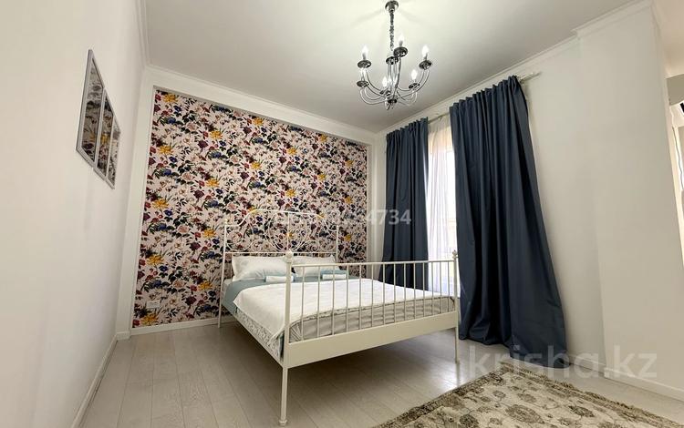 3-комнатная квартира · 111.7 м² · 1/2 этаж, Батырбекова 25/6 — Керуен сарай кешені. за 45 000 ₸ в Туркестане — фото 2