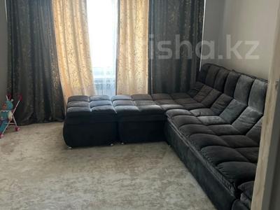 3-бөлмелі пәтер · 82 м² · 5/25 қабат, Юго-Восток ш/а., Микрорайон Байкена Ашимова 24, бағасы: 26.5 млн ₸ в Караганде, Казыбек би р-н