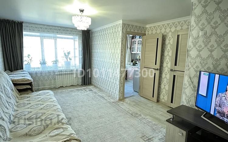2-бөлмелі пәтер · 43.2 м² · 3/5 қабат, Майкудук, 12й микрорайон 45, бағасы: 11.2 млн ₸ в Караганде, Алихана Бокейханова р-н — фото 2