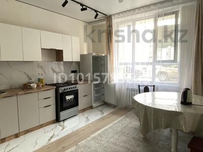 2-бөлмелі пәтер · 47 м² · 1/5 қабат, Көкқайнар ш/а., 20-й микрорайон 46 к19 — Саина, бағасы: 33 млн ₸ в Алматы, Алатауский р-н