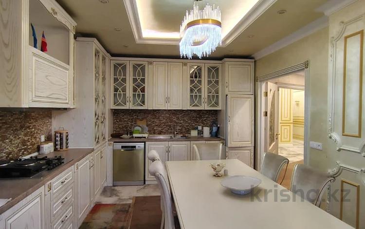 6-комнатная квартира · 187 м² · 6/15 этаж, Жамбыла за 95 млн ₸ в Петропавловске — фото 2