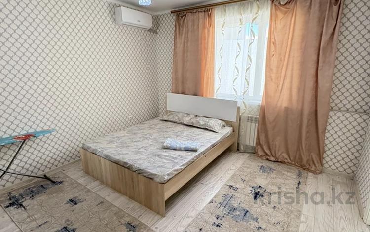 1-комнатная квартира · 30 м² · 6/6 этаж, 17-й мкр 90 за 7 000 ₸ в Актау — фото 2