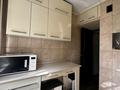 3-комнатная квартира · 60 м² · 4/5 этаж, мкр Аксай-2 72 за 350 000 ₸ в Алматы, Ауэзовский р-н — фото 9