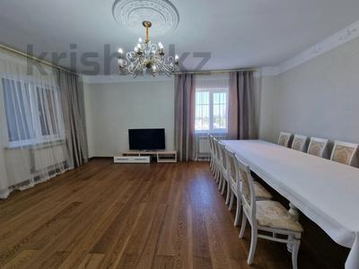 3-комнатная квартира · 149.6 м² · 3/11 этаж, мкр. Алтын орда, Алии Молдагуловой за 650 000 ₸ в Актобе