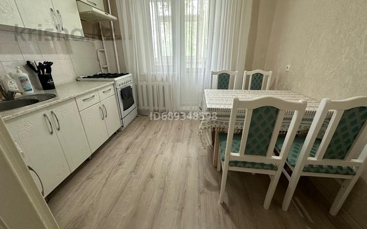 3-комнатная квартира · 65 м² · 2/6 этаж, 2-й микрорайон, Хакимжанова — Хакимжанова Маяковского за 35 000 ₸ в Костанае — фото 13