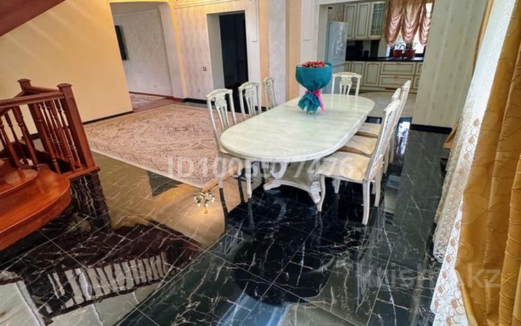 Отдельный дом · 7 комнат · 335 м² · 5 сот., Абая — Амангельды за 126.6 млн 〒 в Костанае — фото 2