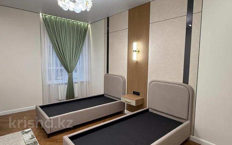 3-комнатная квартира · 83 м² · 8/12 этаж, мкр Нуртас, Жилмассив Нурсат 141 за 48.5 млн ₸ в Шымкенте, Каратауский р-н — фото 2