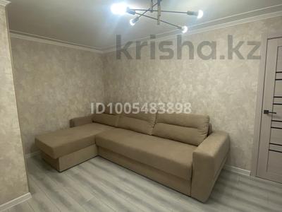 2-комнатная квартира · 46 м² · 5/5 этаж, мкр Кунгей , Бухар жырау 50 — Абзал цум за 20 000 ₸ в Караганде, Казыбек би р-н