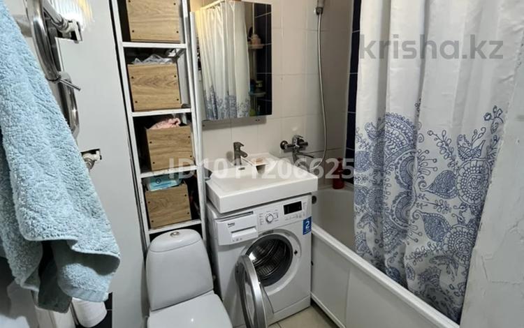 1-бөлмелі пәтер · 32 м² · 3/5 қабат, мкр Шанхай, Т. Рыскулова 4/1, бағасы: 10.5 млн ₸ в Актобе — фото 2