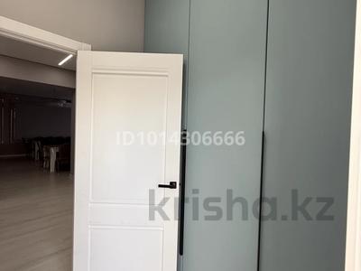 Отдельный дом · 4 комнаты · 150 м² · 6 сот., Ислямова 218 за 35 млн ₸ в Уральске