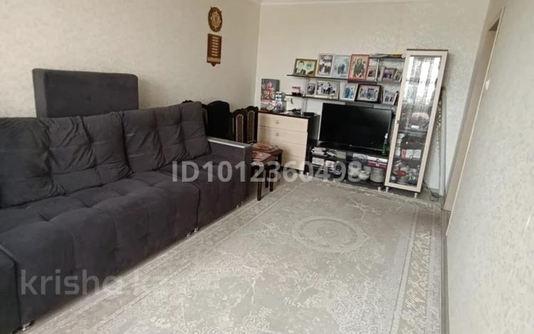 2-комнатная квартира · 49.9 м² · 8/9 этаж, Ауезова 55 за 15 млн ₸ в Аксу — фото 2