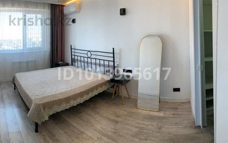3-комнатная квартира · 66 м² · 10/10 этаж, мкр Шугыла, Жунусова 14/7 за 290 000 ₸ в Алматы, Наурызбайский р-н — фото 2