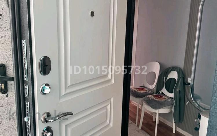 2-комнатная квартира · 45 м² · 5/5 этаж, мкр Самал 17 за 13 млн ₸ в Таразе — фото 2