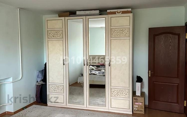 6-комнатная квартира · 220 м² · 4/5 этаж, мкр Новый Город, Ержанова 12 за 75 млн ₸ в Караганде, Казыбек би р-н — фото 2