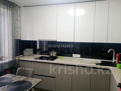 3-комнатная квартира · 62 м² · 3/7 этаж, Островского 82 за 26 млн ₸ в Петропавловске