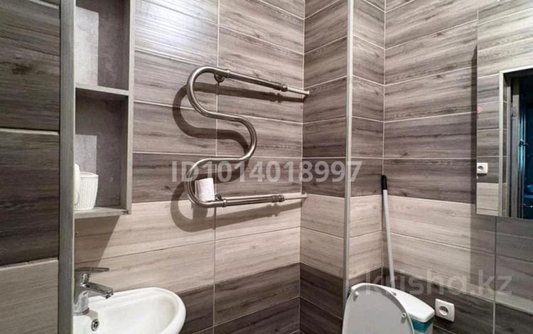 2-комнатная квартира · 50 м² · 1/5 этаж, Аскарова 39 б — Изуми магазин за 180 000 ₸ в Шымкенте, Туран р-н — фото 2