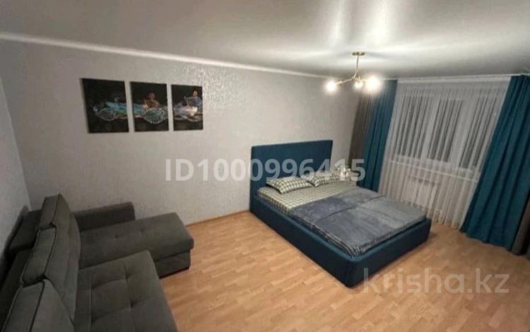 1-комнатная квартира · 30 м² · 3/3 этаж, Желтоқсан 20 — Площадь, Центр, Вокзал, Вечный огонь, Жайна, Универсам, Управление за 10 000 〒 в  — фото 2