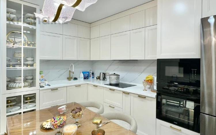 3-комнатная квартира · 105 м² · 9/12 этаж, Торекулова за 88 млн ₸ в Алматы, Алмалинский р-н — фото 4