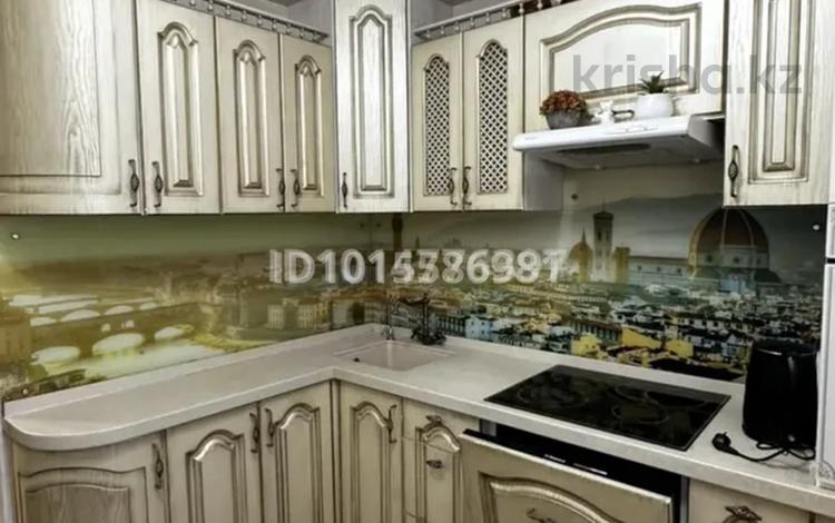 2-комнатная квартира · 54 м² · 7/9 этаж, Машхур Жусупа 286 за 300 000 ₸ в Павлодаре — фото 2