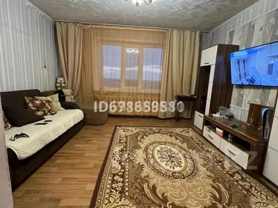 2-комнатная квартира, 52 м², 10/10 этаж, Кашаубаева 72 — Цемпоселок за 15 млн 〒 в Семее