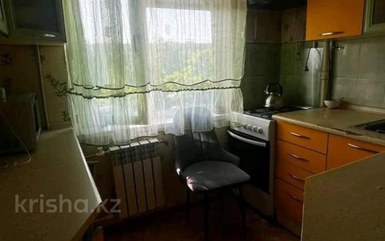 3-комнатная квартира · 60 м² · 4/5 этаж, 11 микрорайон — Уалиханова за 19 млн ₸ в Шымкенте — фото 2