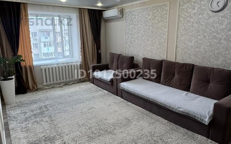 3-комнатная квартира · 77 м², Кенен Азербаева 8 за 37.5 млн ₸ в Астане, Алматы р-н — фото 2