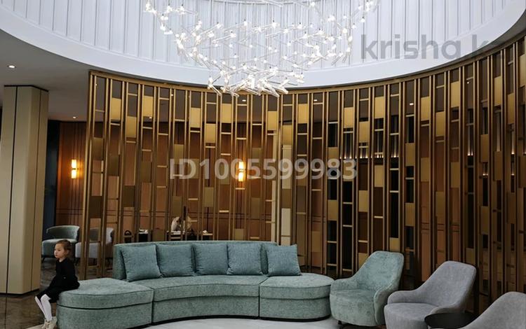 2-бөлмелі пәтер · 80.8 м² · 13/31 қабат, Аль-фараби 15/1 — Желтоксан, бағасы: 110 млн ₸ в Алматы, Медеуский р-н — фото 2