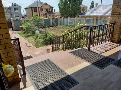Отдельный дом · 6 комнат · 450 м² · 10 сот., Украинка 43 за 73 млн ₸ в Актобе